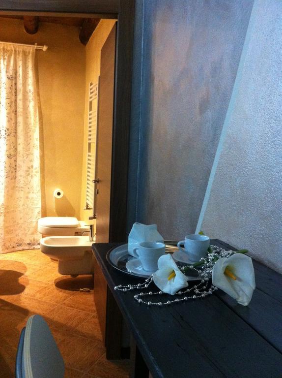 Bb Masotte Bed and Breakfast Sommacampagna Rum bild